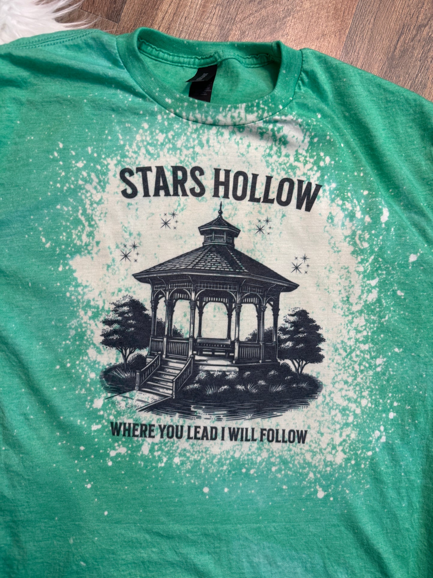 Stars Hollow Bleached Tee