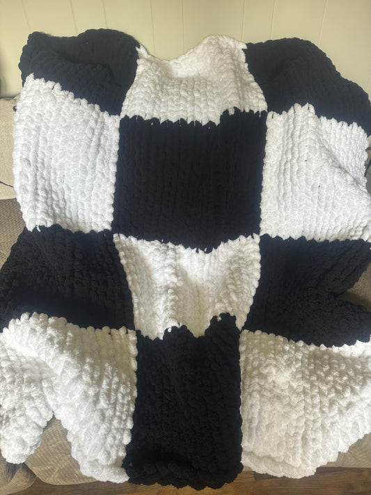 Checkered Black & White Hand Made Chunky Knit Blanket